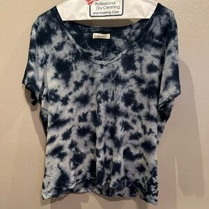 Lucky Brand Blue and White Tye Die Vneck Tshirt